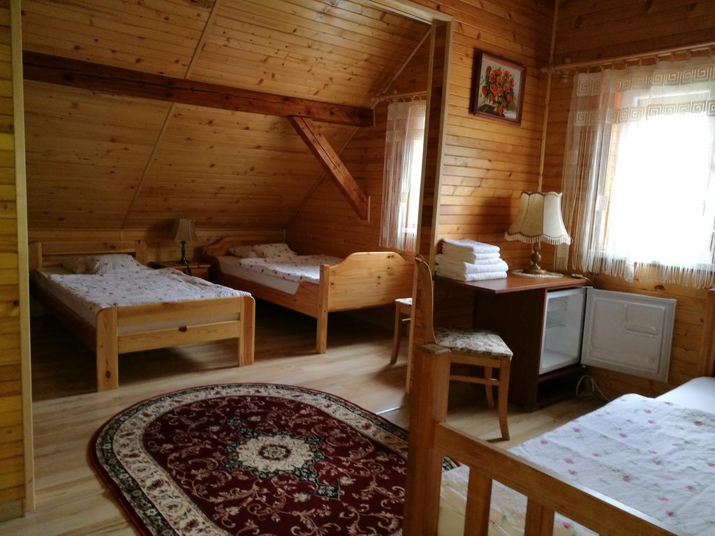 Gosciniec Grek Zorba - Pokoje I Domki 4 Osobowe - 16Km Od Zator Energylandia Инвалд Экстерьер фото
